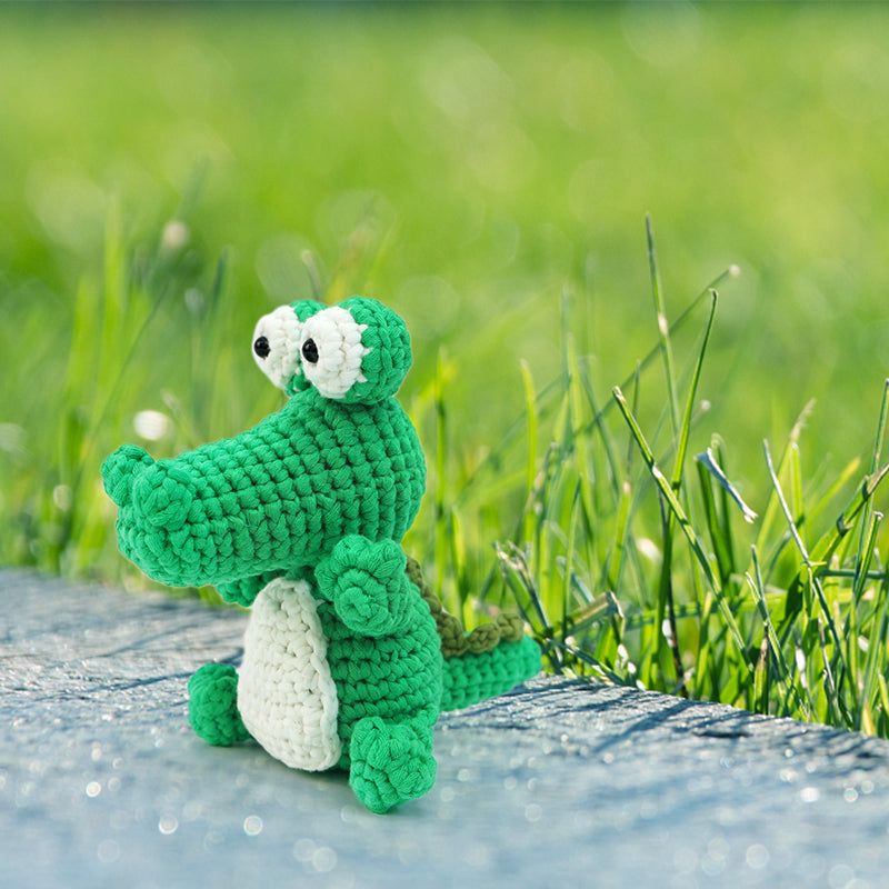 Crocodile beginner crochet kit by yammiami