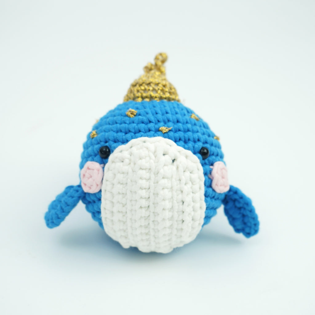 Whale beginner crochet kit by yammiami